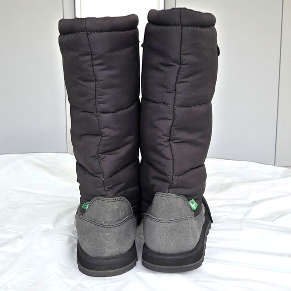 Sanuk Black and Gray Puffy Lined Double Lace Knee High Winter Boots Size 10 EUC - Picture 4 of 16